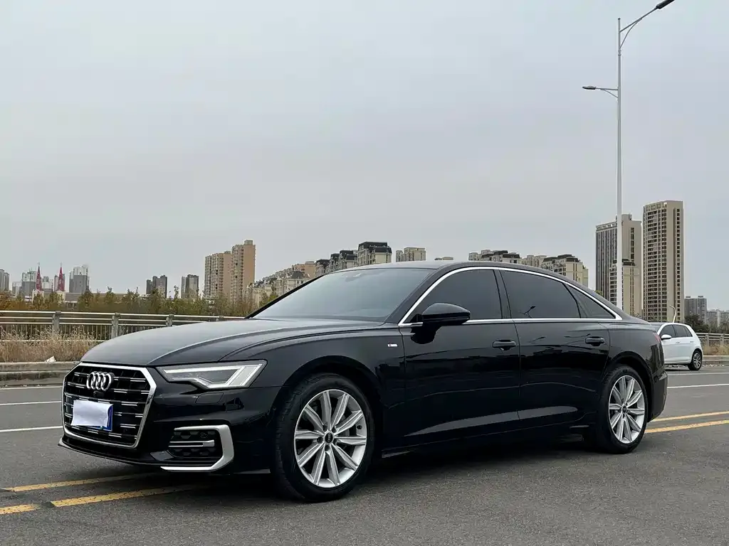 Audi A6L 2023 из CN, фото 1