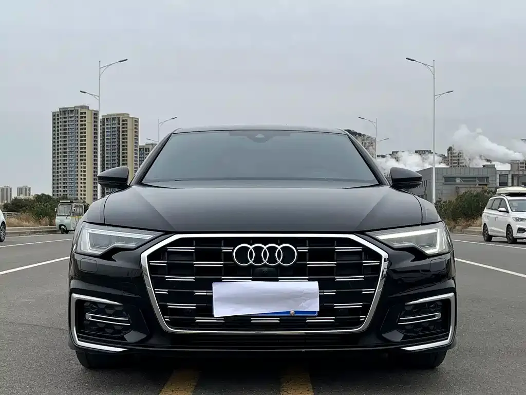 Audi A6L 2023 из CN, фото 2