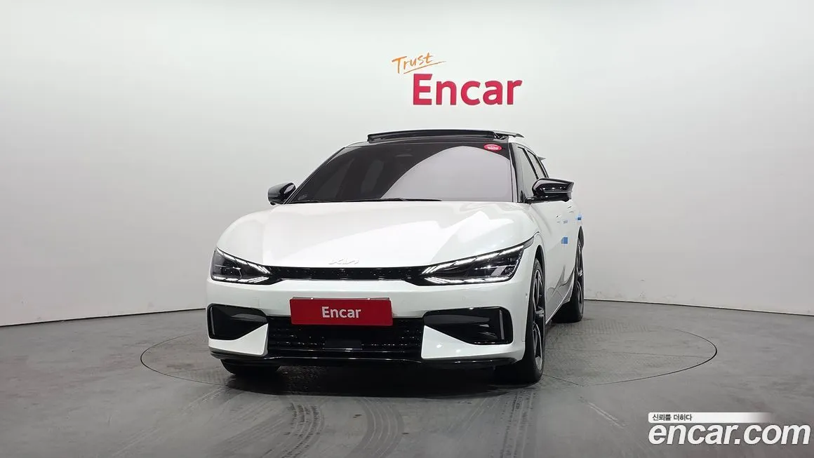 Kia EV6 2023 из KR, фото 3