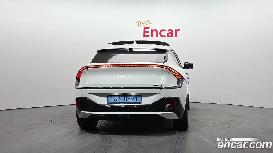 Kia EV6 2023 из KR, фото 4