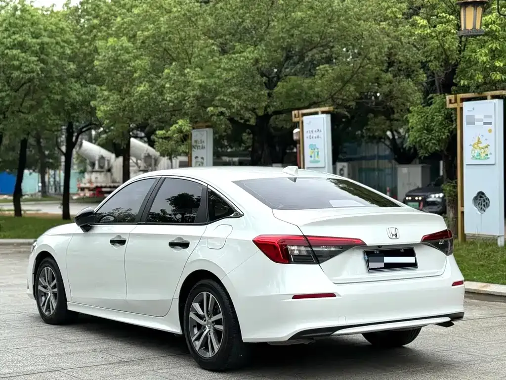 Honda Civic — фото 5