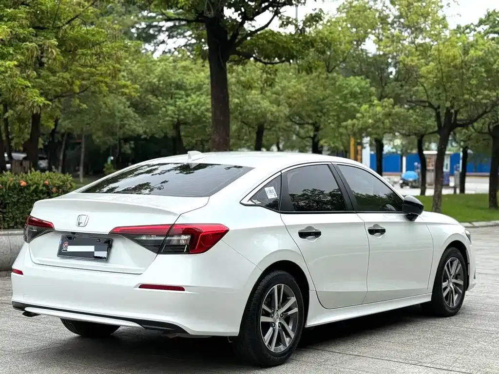 Honda Civic — фото 7