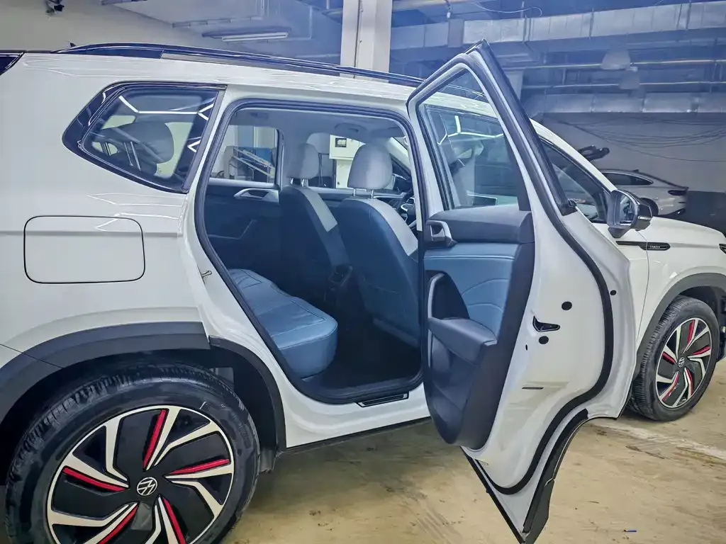 Volkswagen Tharu 2024 из CN, фото 6