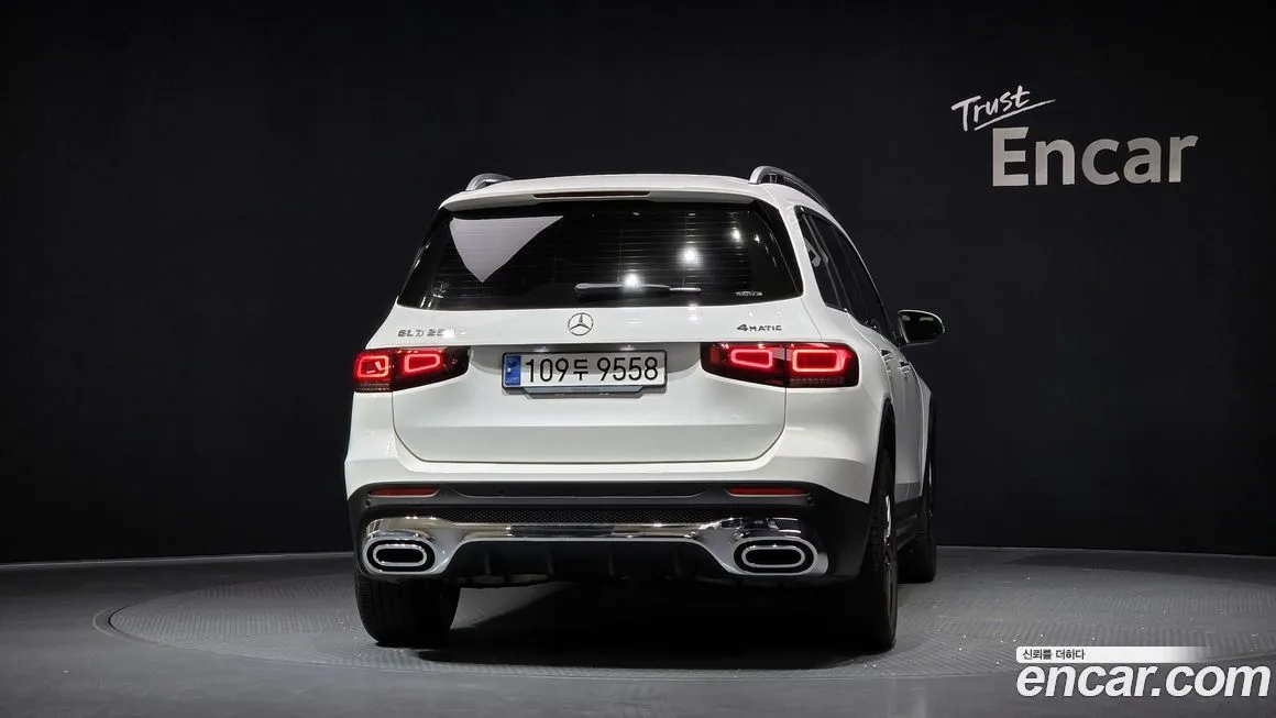 Mercedes-Benz GLB-Class — фото 4