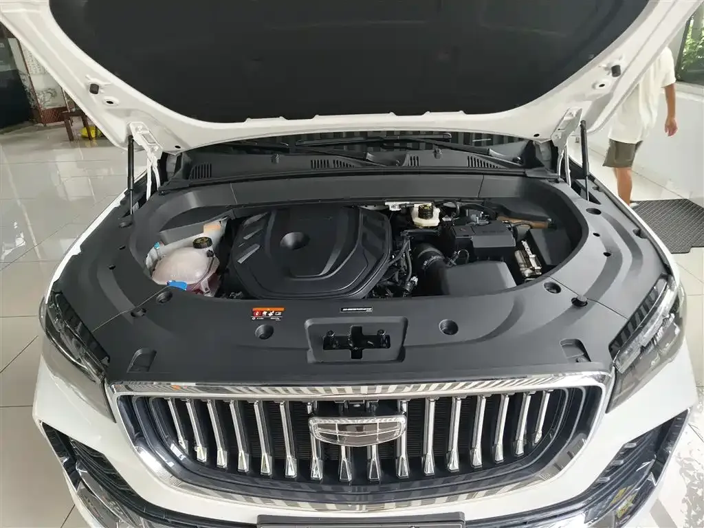 Geely Xingyue L — фото 10