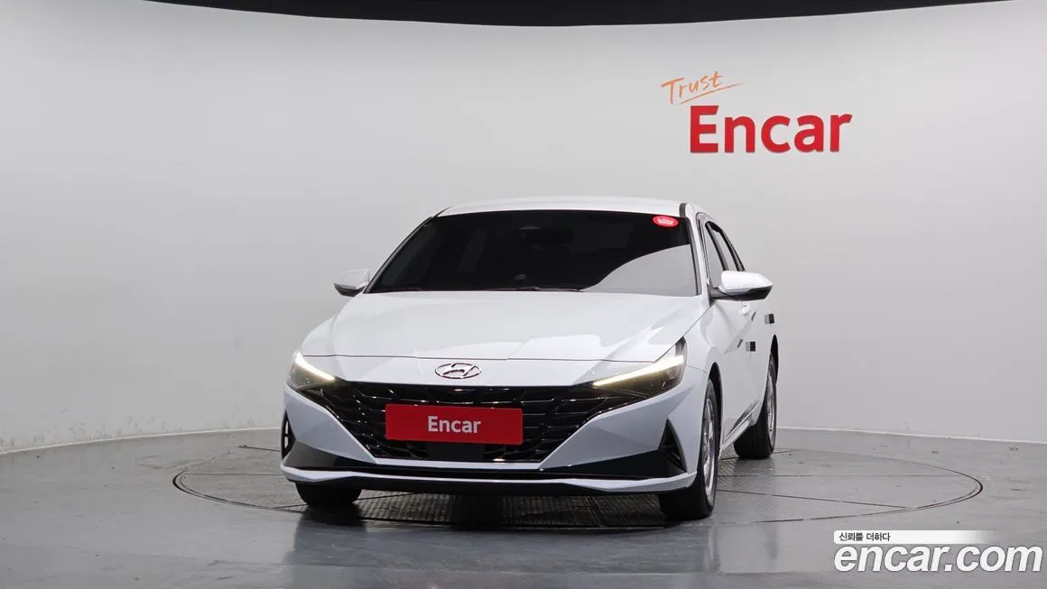 Hyundai AVANTE — фото 3