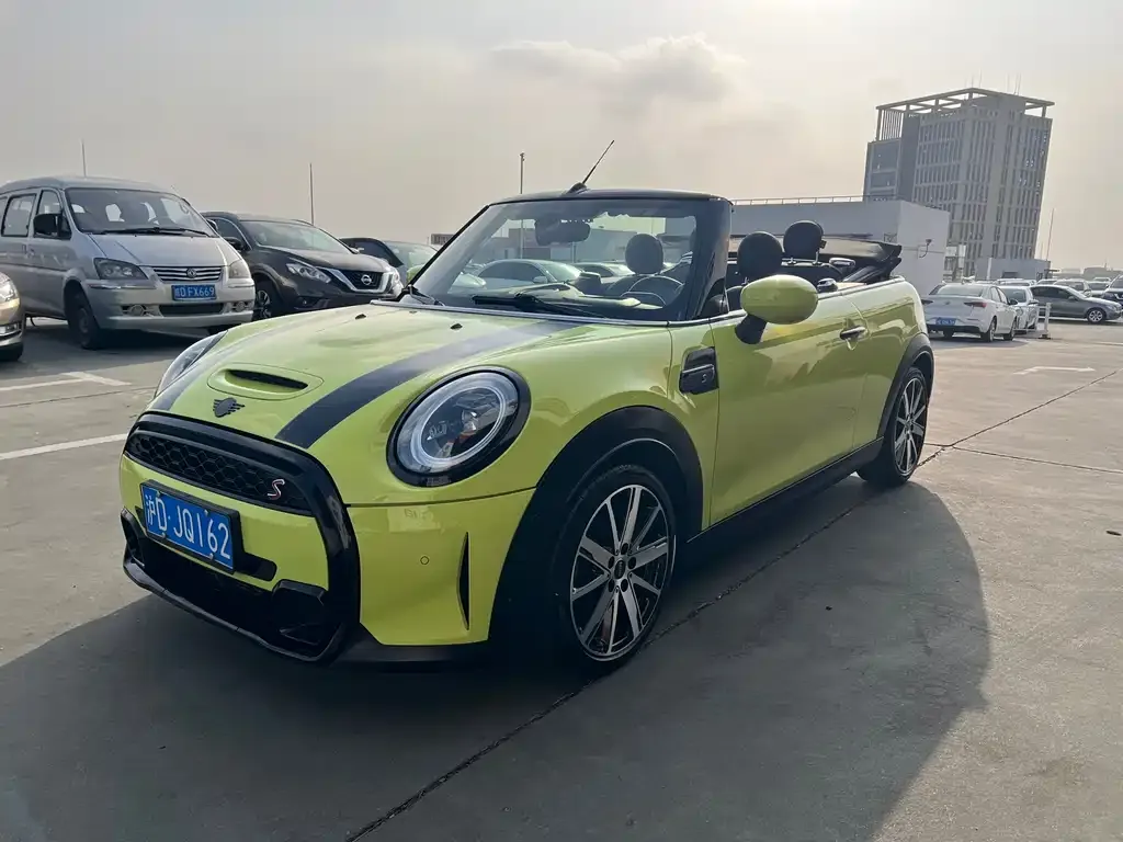MINI Cooper (3-door) 2021 из CN, фото 1