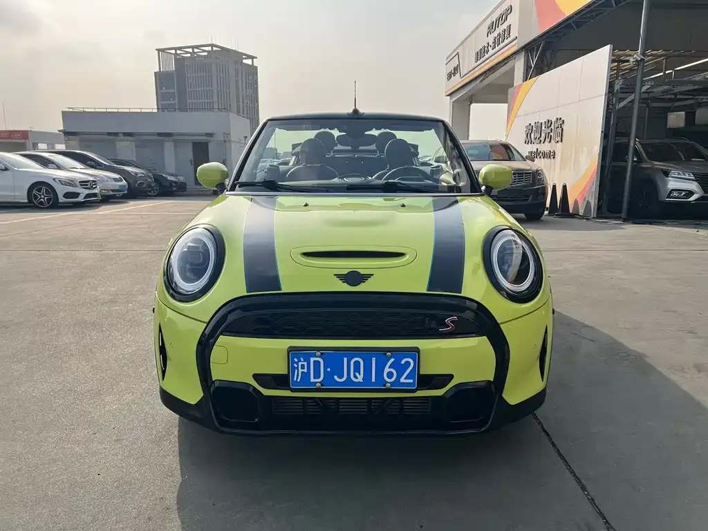 MINI Cooper (3-door) 2021 из CN, фото 2