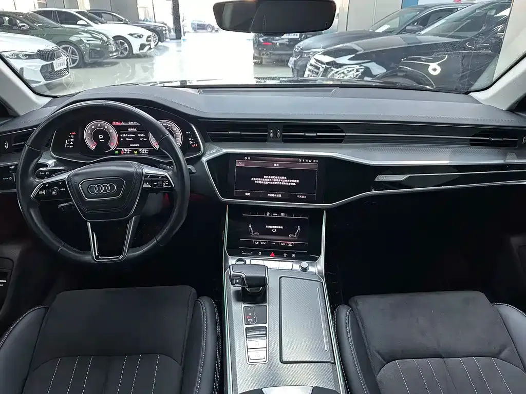 Audi A6L — фото 7