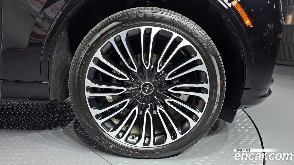 Lincoln Aviator 2025 из KR, фото 5