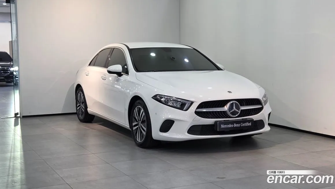 Mercedes-Benz A-Class — фото 1