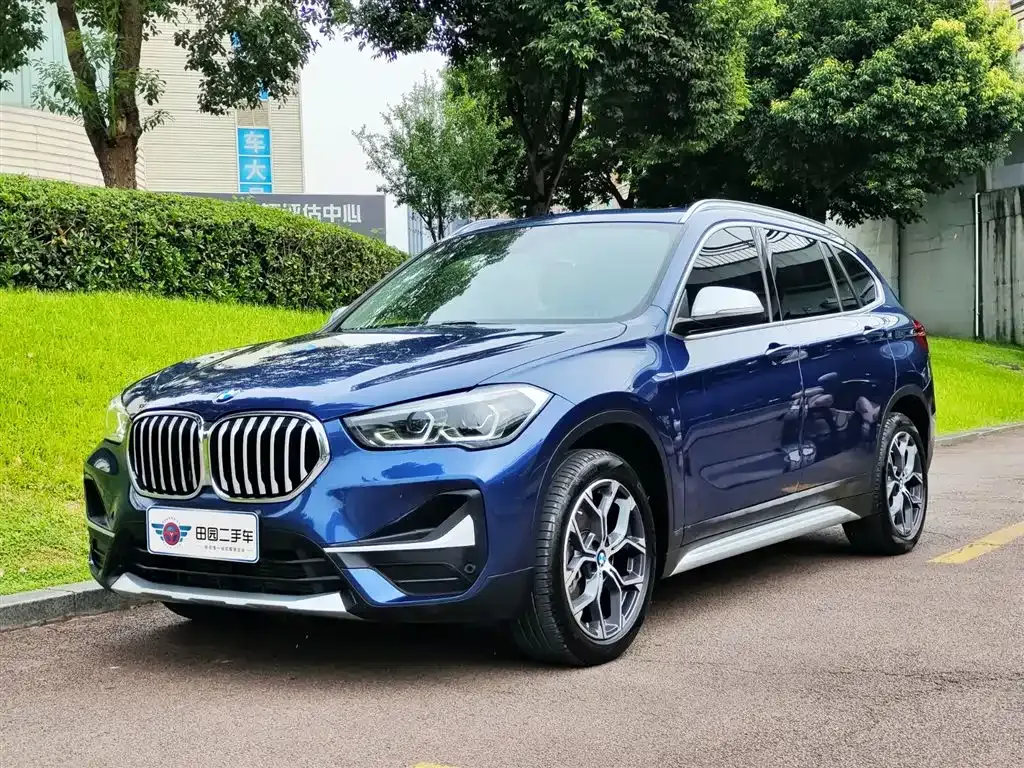 BMW X1 — фото 1