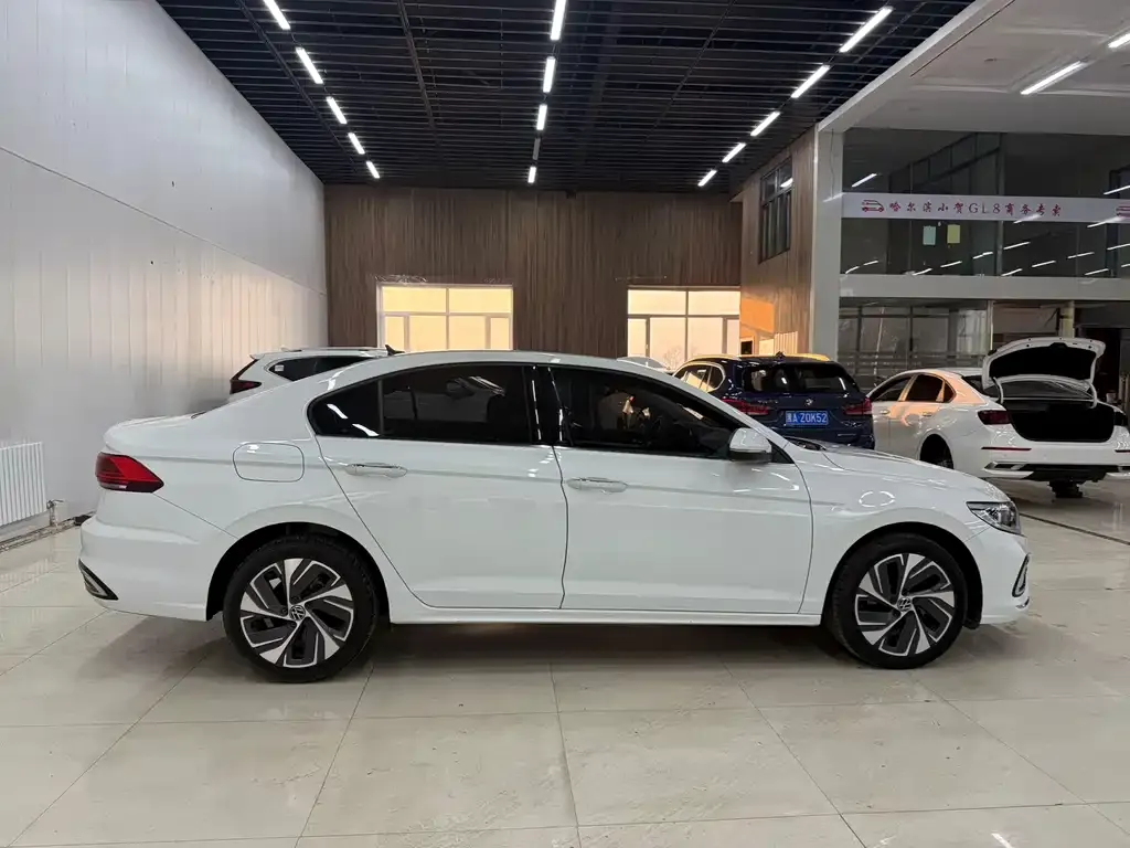 Volkswagen Bora 2022 из CN, фото 6