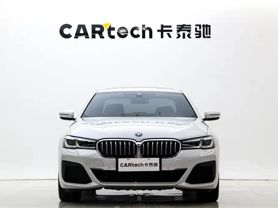 BMW 5 Series New Energy — фото 2