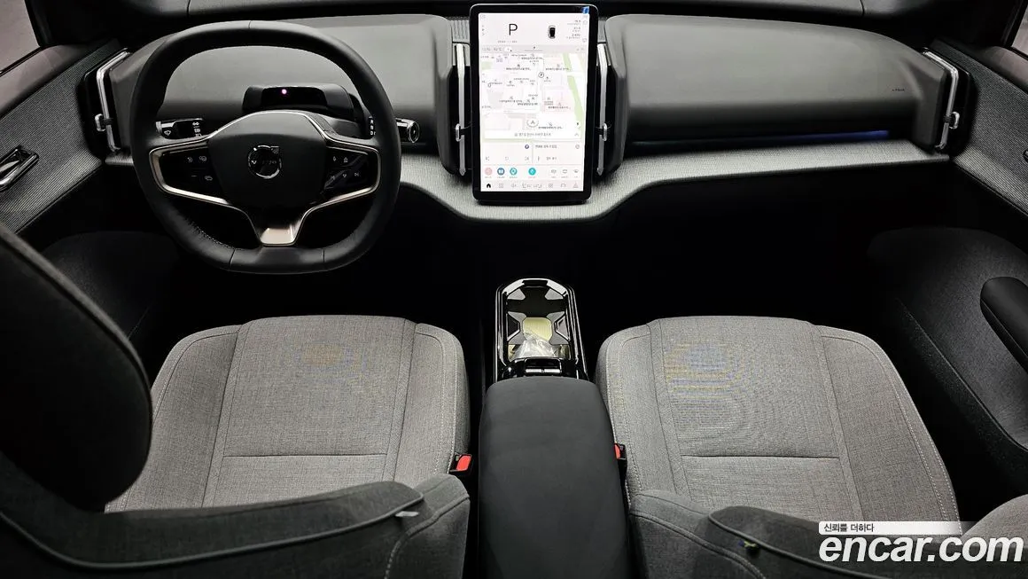 Volvo EX30 2024 из KR, фото 7