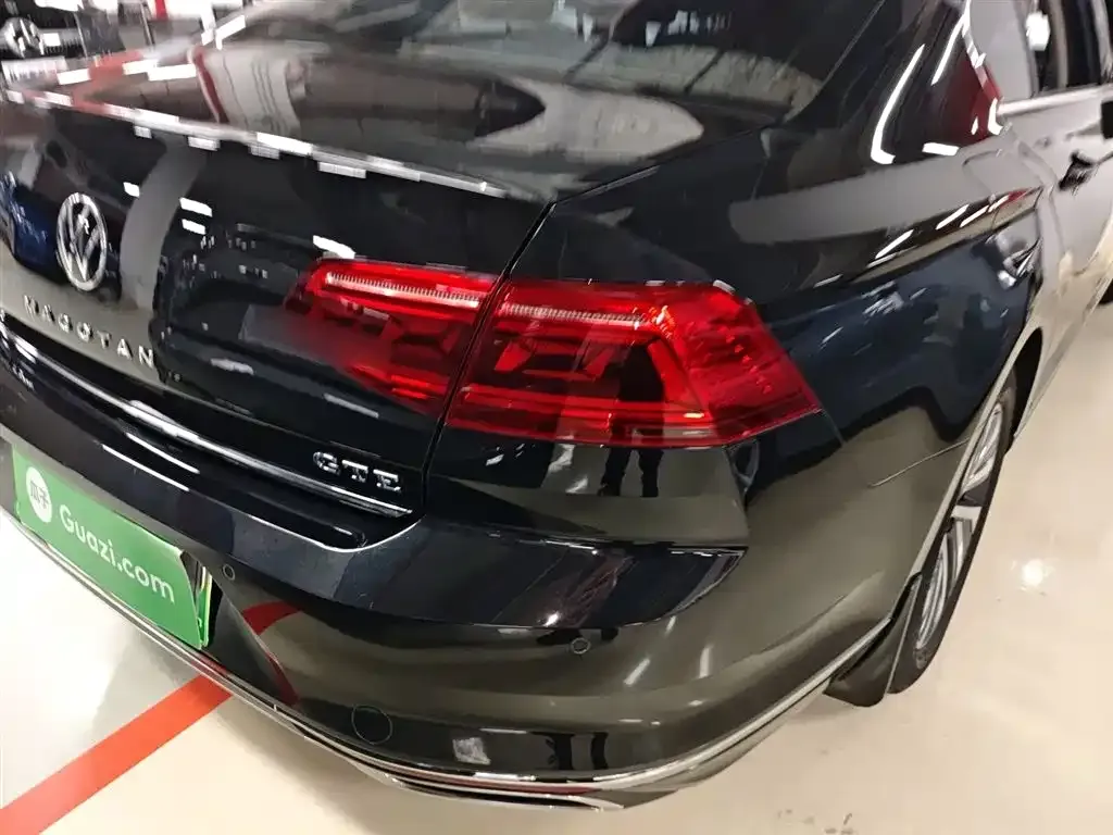 Volkswagen Magotan GTE PHEV 2022 из CN, фото 8