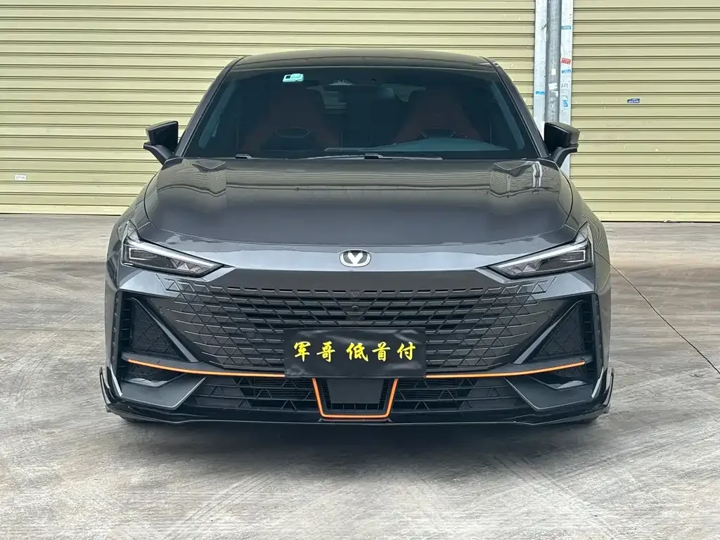 Changan UNI-V 2023 из CN, фото 2