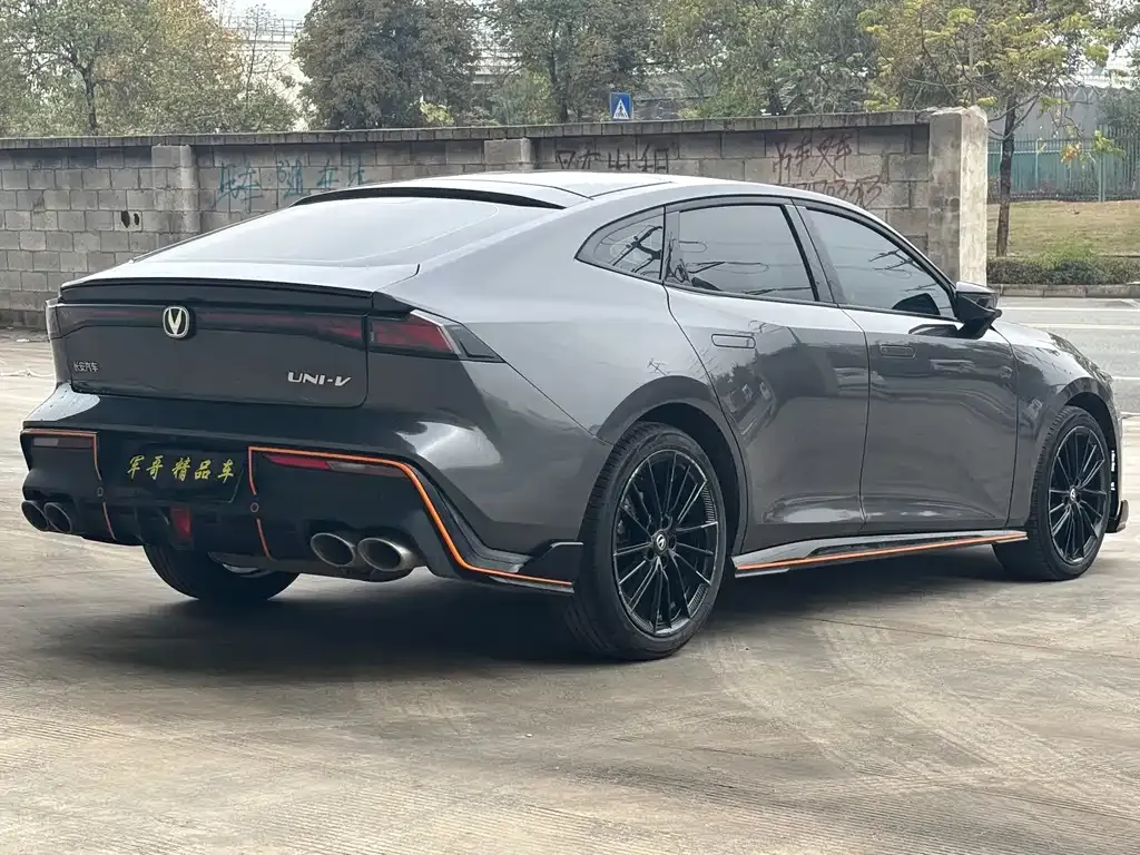 Changan UNI-V 2023 из CN, фото 5
