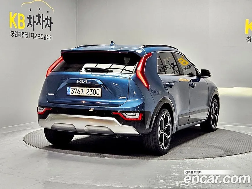 Kia Niro — фото 3