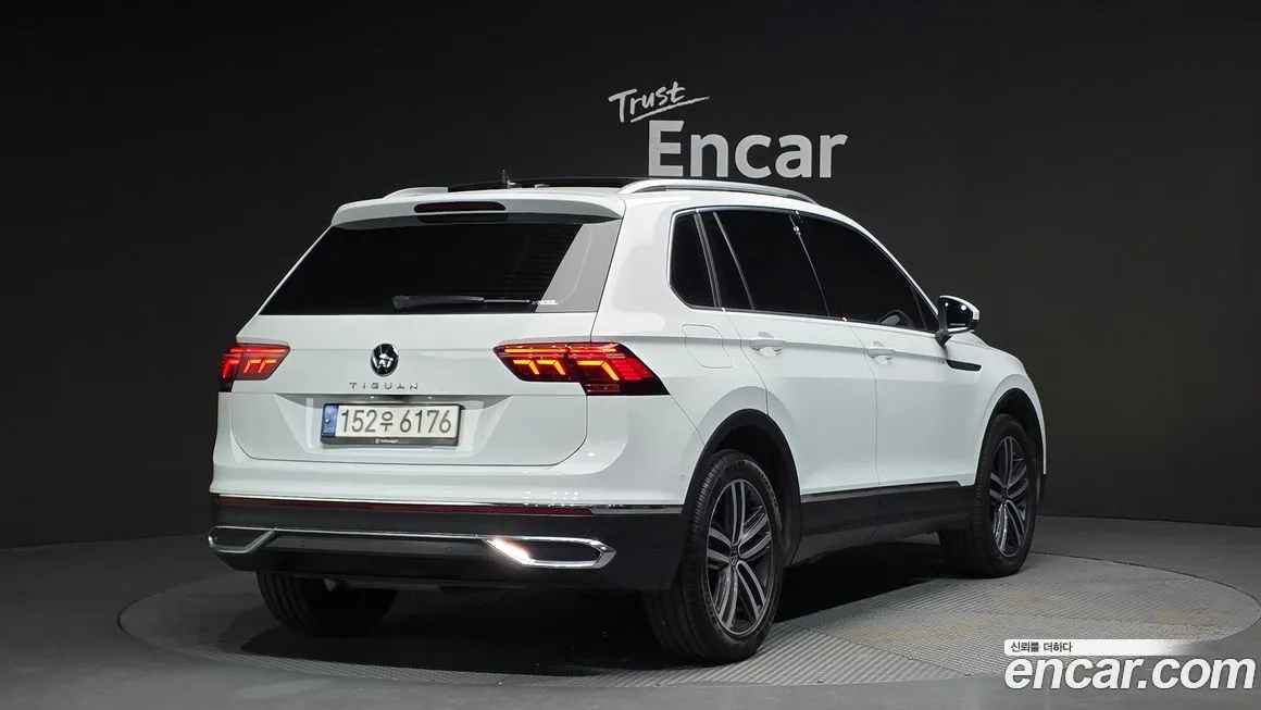 Volkswagen Tiguan — фото 2