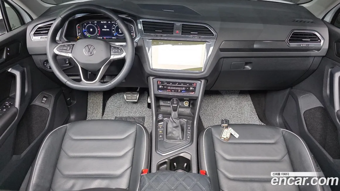 Volkswagen Tiguan — фото 7
