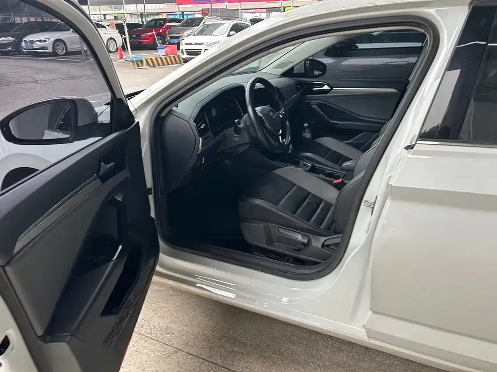 Volkswagen Sagitar 2021 из CN, фото 4