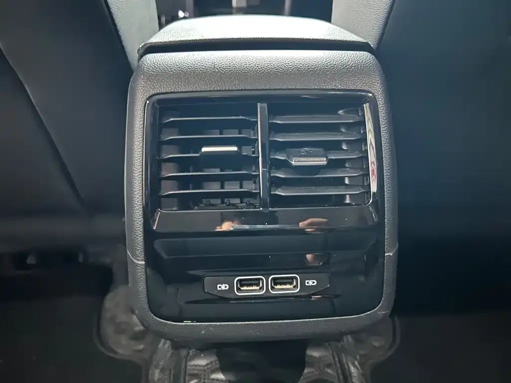 Volkswagen Sagitar 2021 из CN, фото 7
