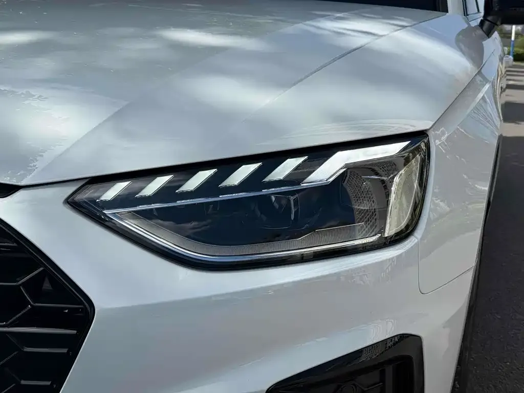Audi A4L 2025 из CN, фото 7