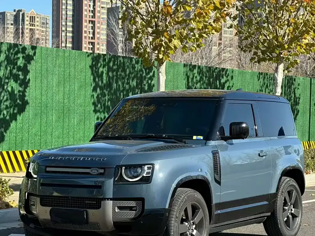 Land Rover Defender 2023 из CN, фото 1