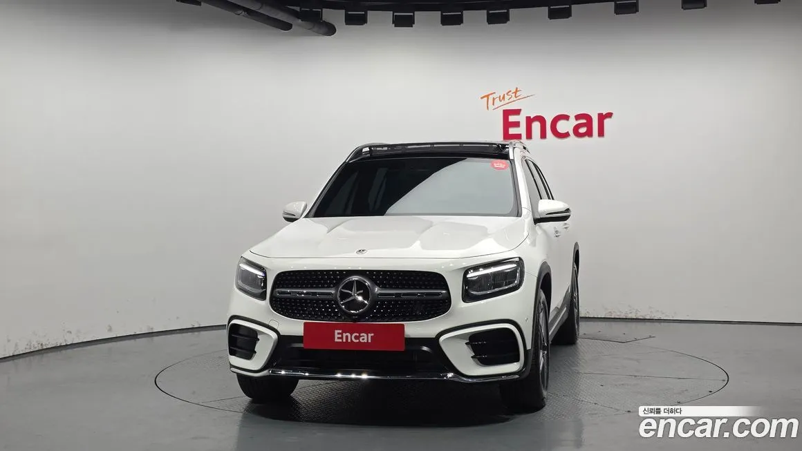 Mercedes-Benz GLB-Class — фото 3