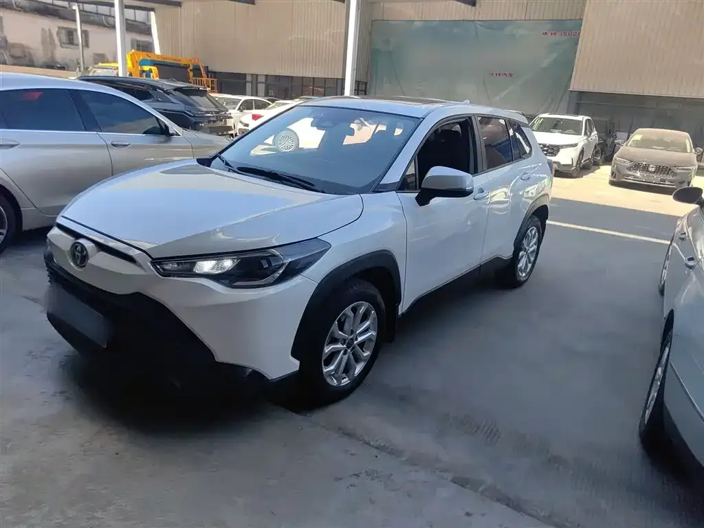 Toyota Frontlander 2023 из CN, фото 1