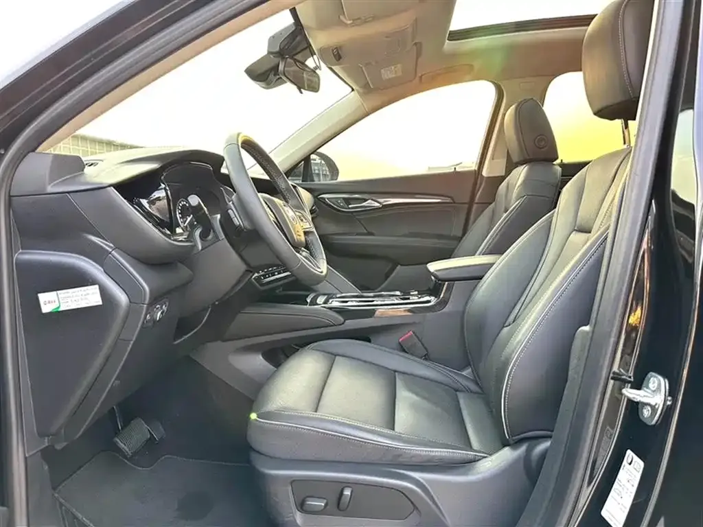 Buick Envision Plus — фото 7