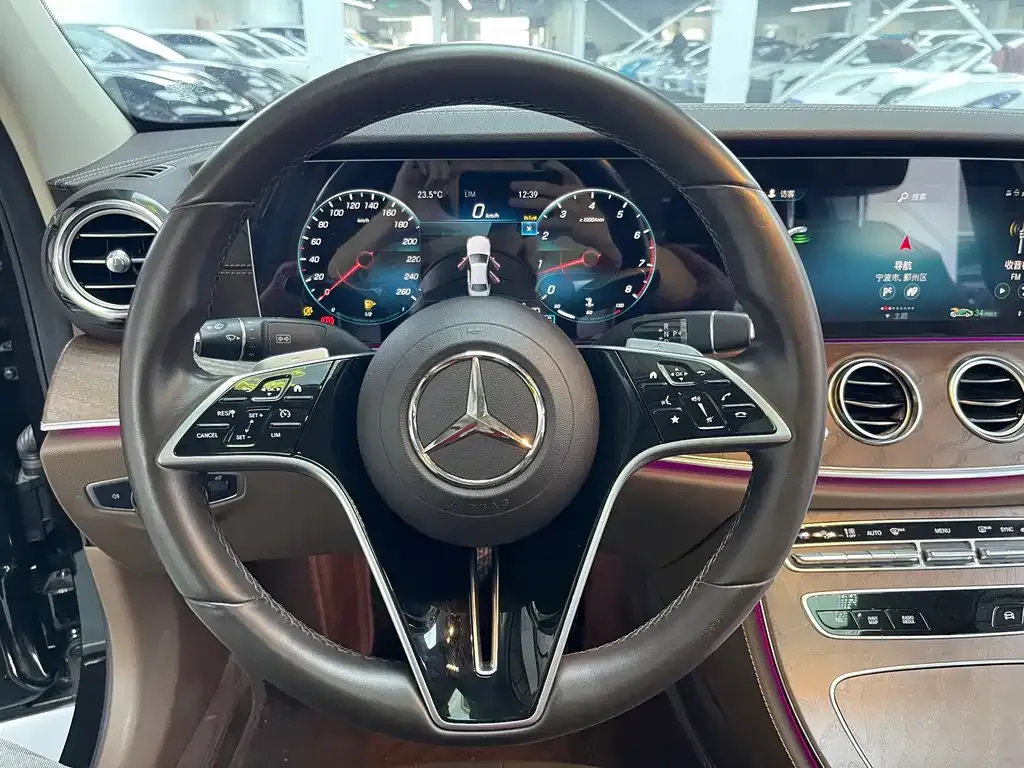 Mercedes-Benz E-Class 2023 из CN, фото 8