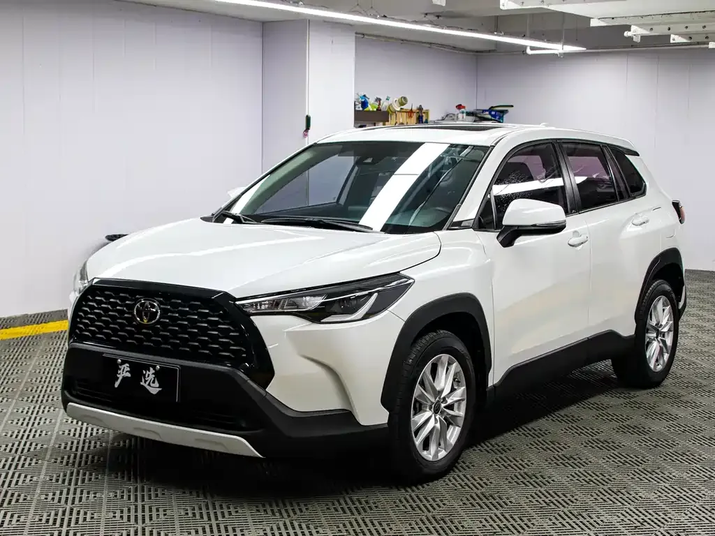 Toyota Corolla Cross 2022 из CN, фото 1