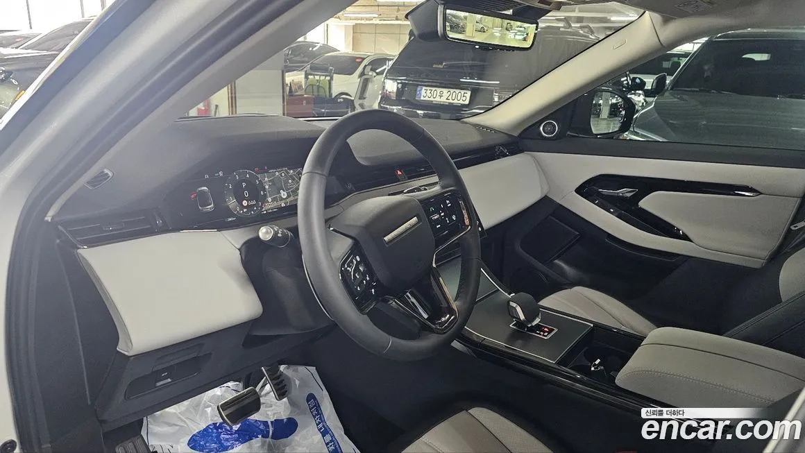 [object Object] Range Rover Evoque 2024 из KR, фото 6