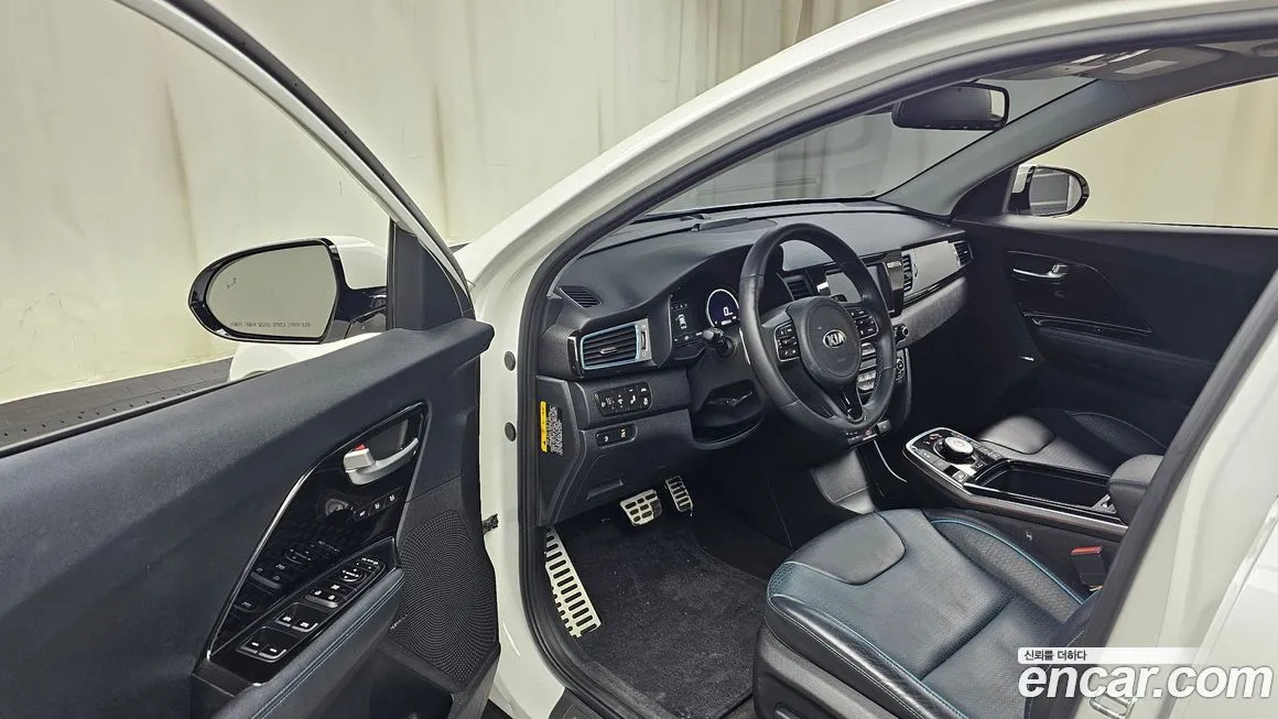 Kia Niro 2021 из KR, фото 10