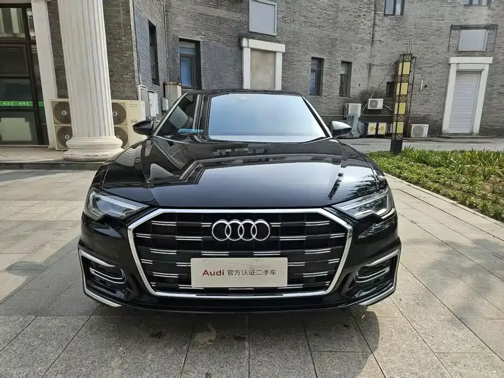 Audi A6L 2024 из CN, фото 2