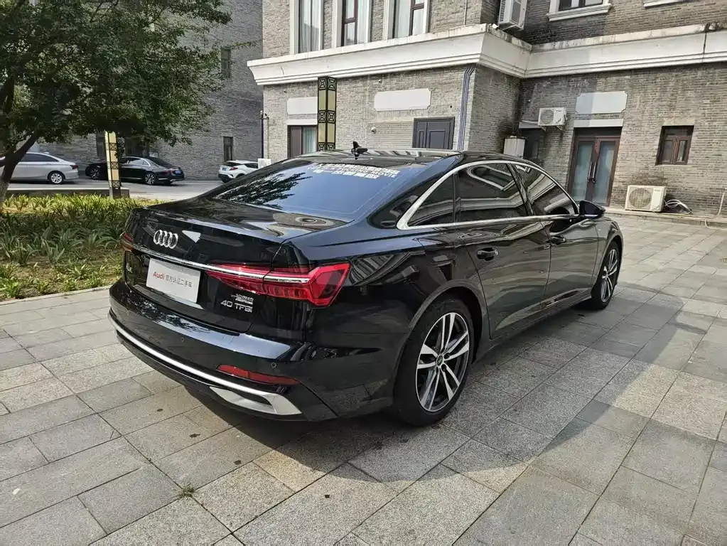 Audi A6L 2024 из CN, фото 4