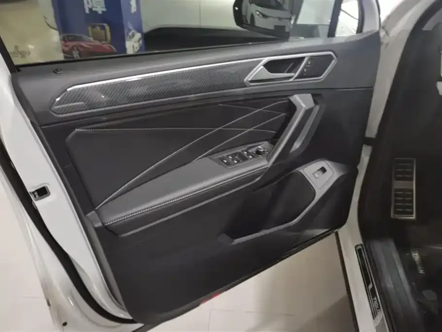 Volkswagen Tiguan L 2024 из CN, фото 7
