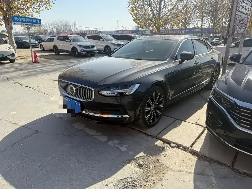Volvo S90 2023 из CN, фото 3