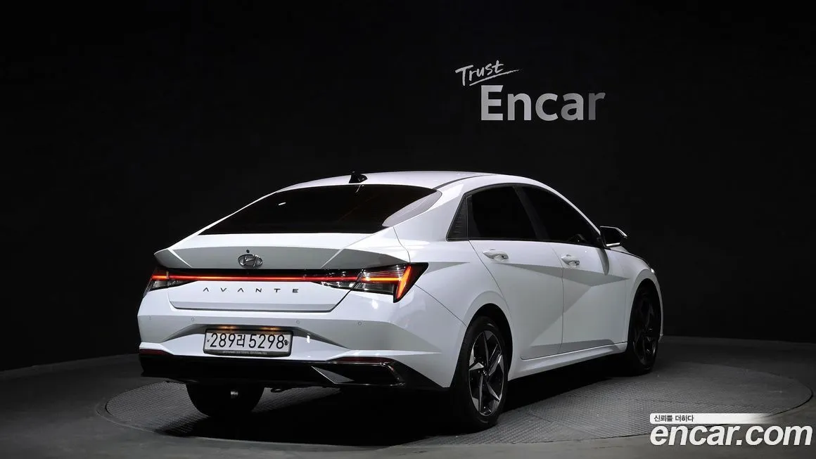 Hyundai AVANTE — фото 2