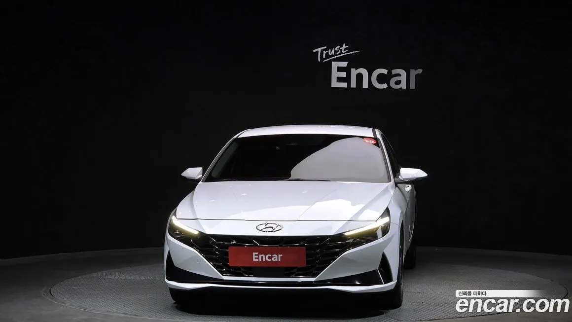 Hyundai AVANTE — фото 3