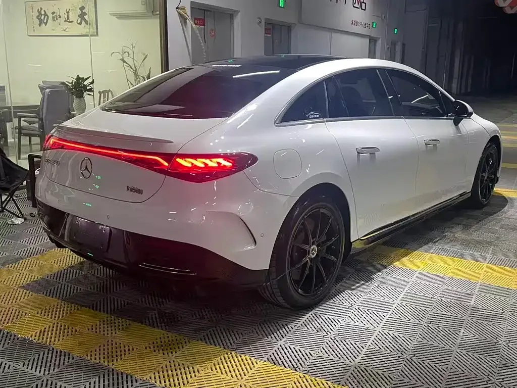 Mercedes-Benz EQE 2022 из CN, фото 6