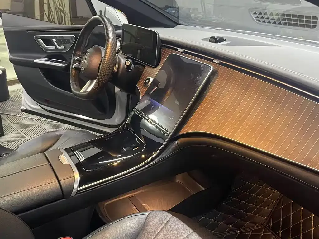 Mercedes-Benz EQE 2022 из CN, фото 9