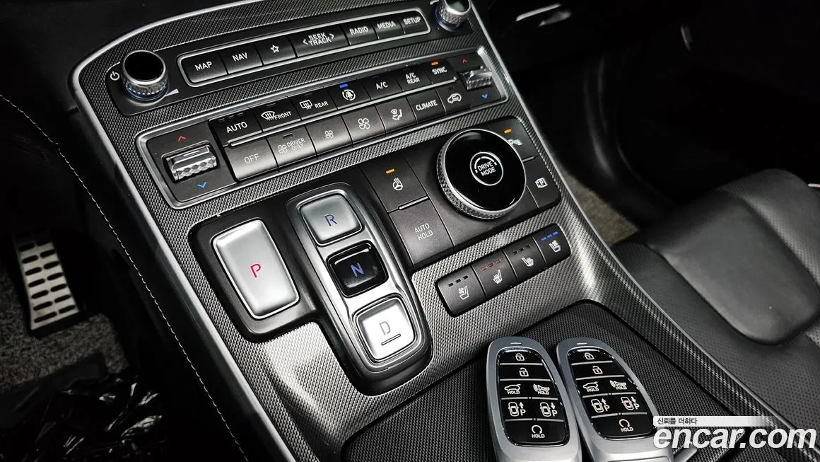 Hyundai Santafe — фото 9
