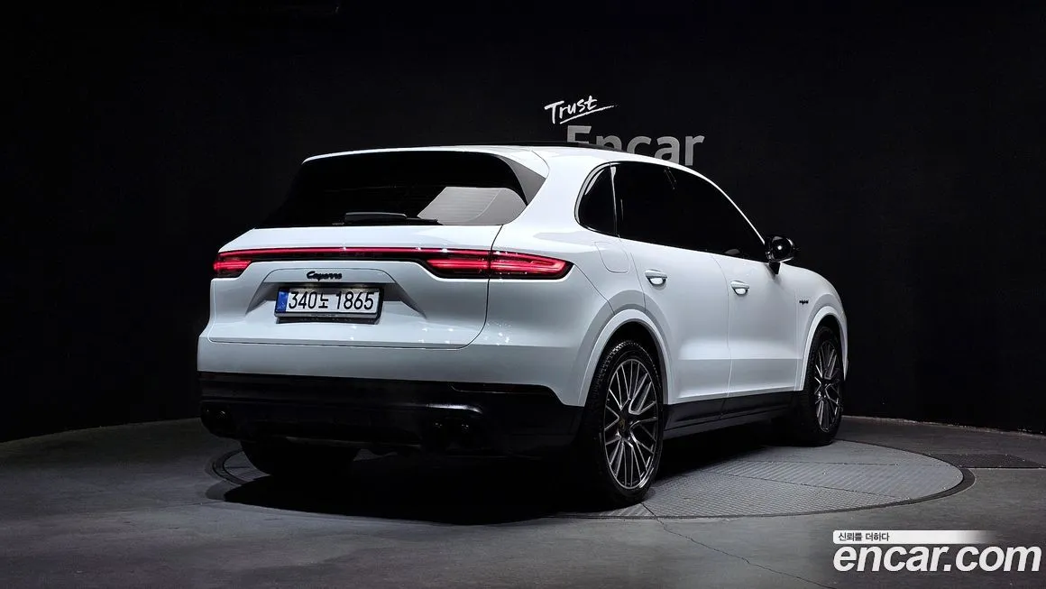 Porsche Cayenne 2021 из KR, фото 2
