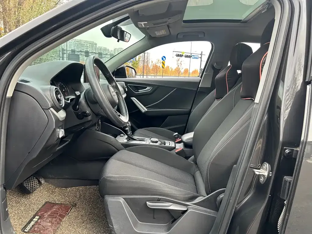 Audi Q2L 2021 из CN, фото 8