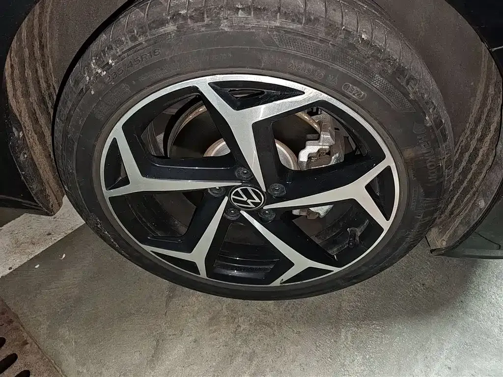 Volkswagen Passat 2024 из CN, фото 9