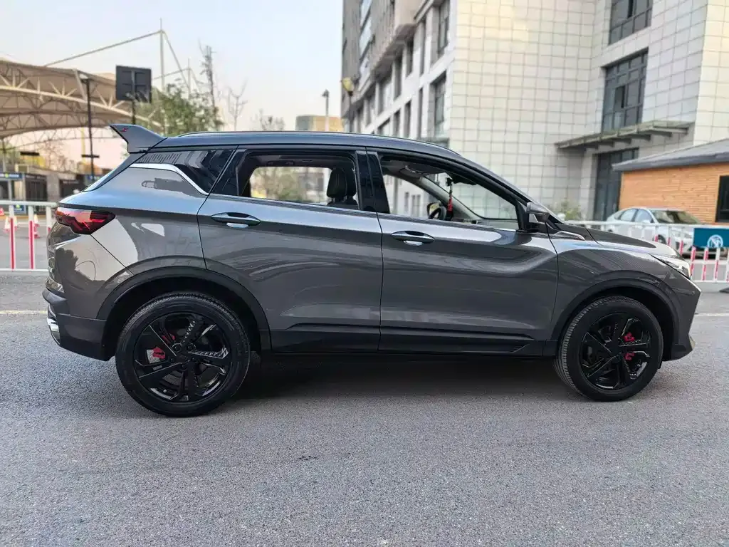 Geely Binyue 2022 из CN, фото 5
