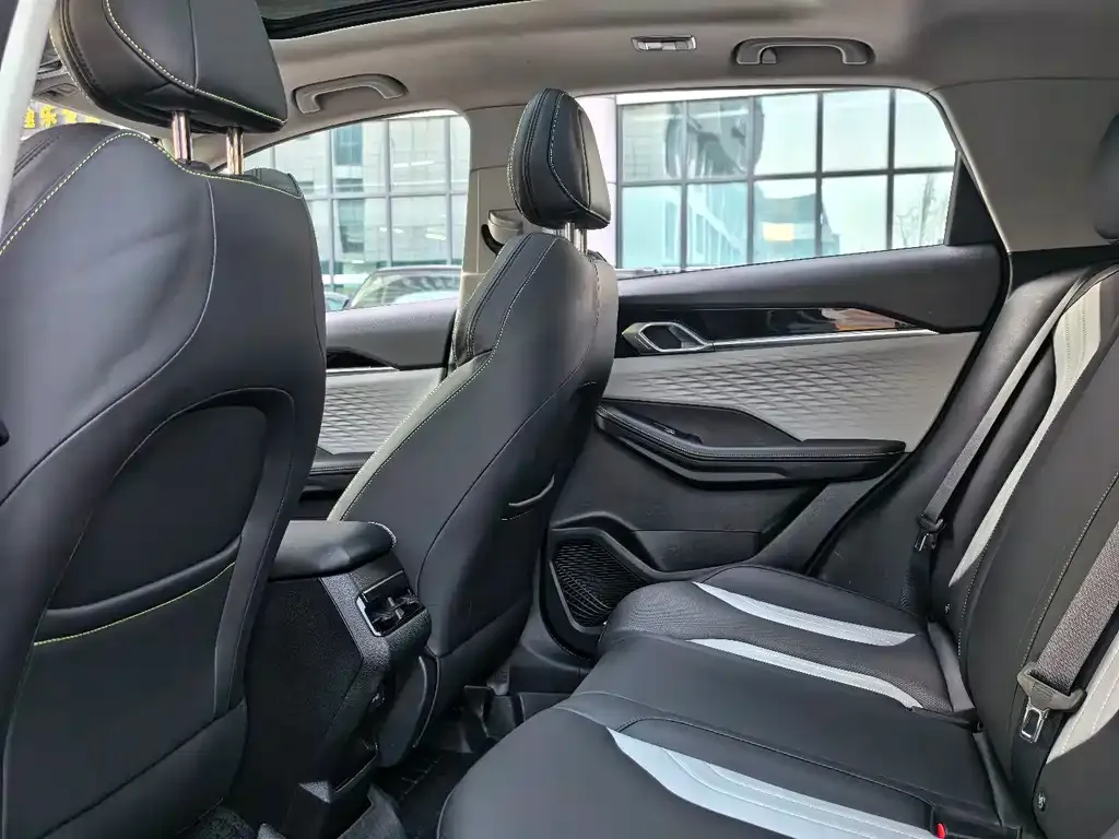 Geely Binyue 2022 из CN, фото 8